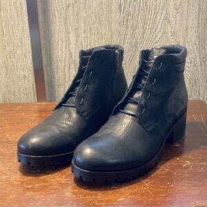 Eileen Fisher Flynn Leather Bootie Size 10M Color Black